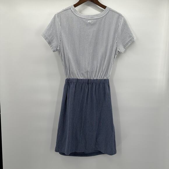 RVCA Dress Womens Medium Blue Fade Out Striped Preppy Coastal - Picture 4 of 11